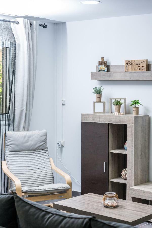 Villa Iceberg Mini Kalamaki  Bagian luar foto